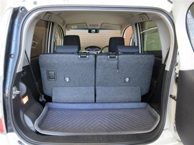 DAIHATSU MOVE CUSTOM 2011 Image 31