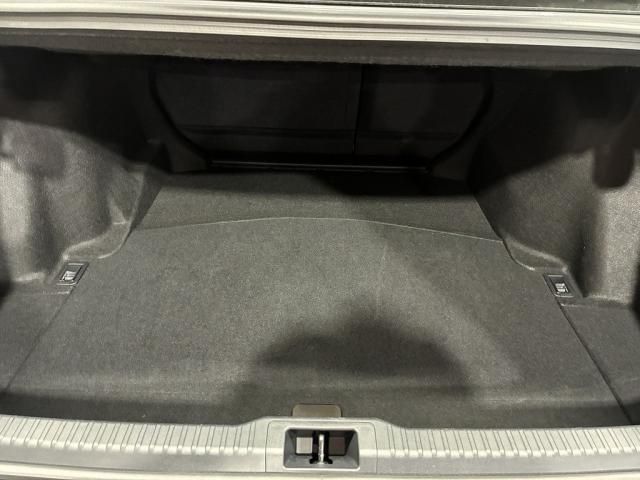 TOYOTA ＩＳ５００ 2022 Image 31