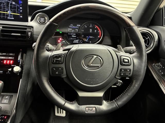 TOYOTA ＩＳ５００ 2022 Image 31