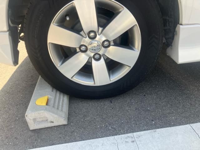 TOYOTA PORTE 2010 Image 31