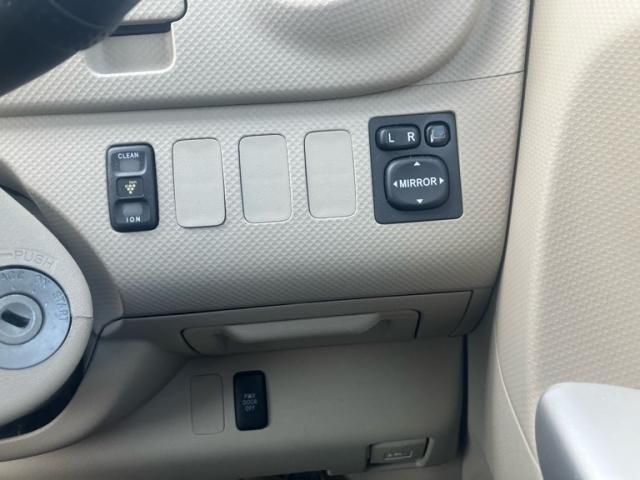 TOYOTA PORTE 2010 Image 31