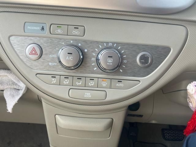 TOYOTA PORTE 2010 Image 31