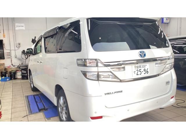 TOYOTA VELLFIRE  HYBRID 4WD 2012 Image 31