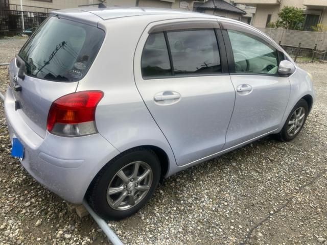 TOYOTA VITZ 2008 Image 31