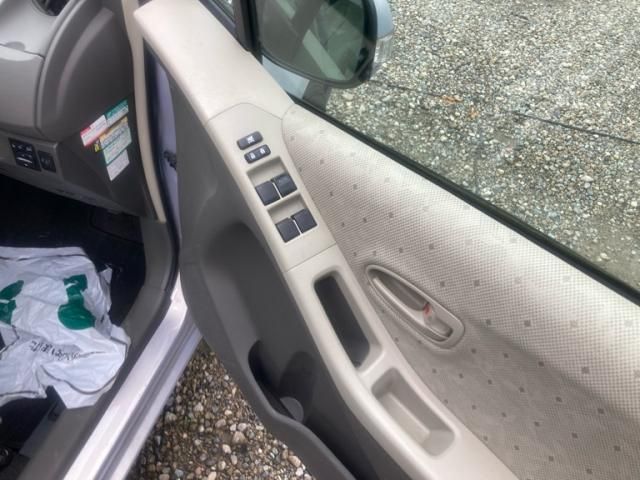 TOYOTA VITZ 2008 Image 31