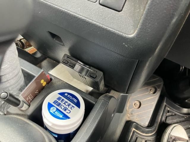 DAIHATSU HIJET TRUCK 4WD 2017 Image 31