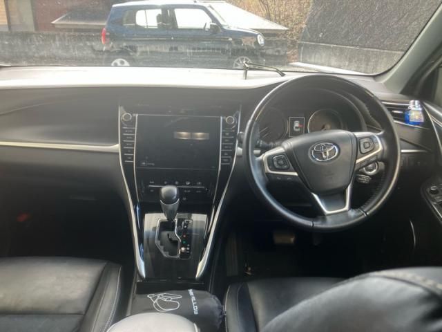 TOYOTA HARRIER 2WD 2017 Image 31