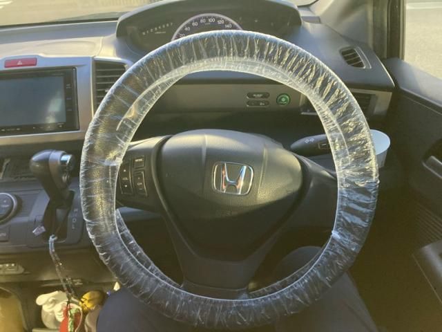 HONDA FREED SPIKE 2013 Image 31