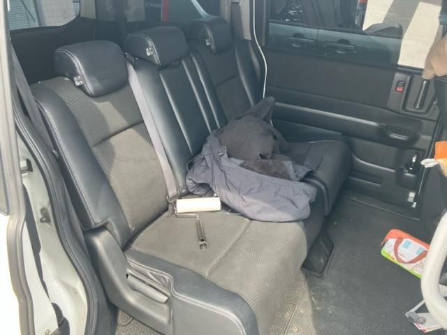 HONDA STEPWAGON SPADA 2012 Image 31