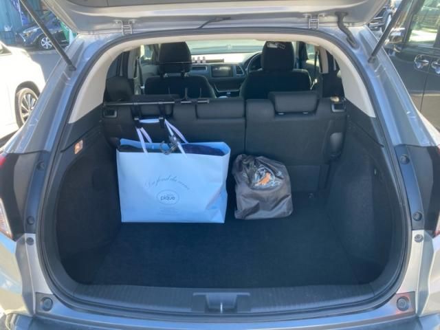 HONDA VEZEL HYBRID 2016 Image 31