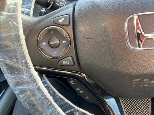 HONDA VEZEL HYBRID 2016 Image 31