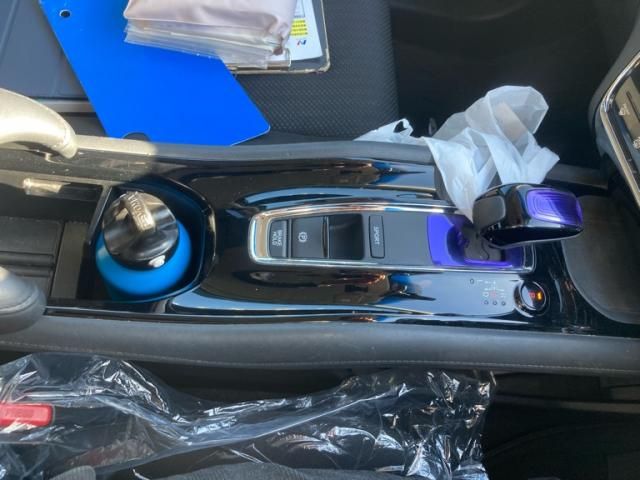 HONDA VEZEL HYBRID 2016 Image 31