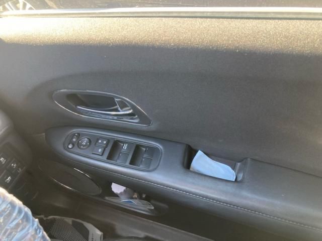 HONDA VEZEL HYBRID 2016 Image 31