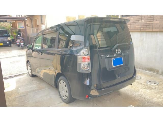 TOYOTA VOXY 2008 Image 31