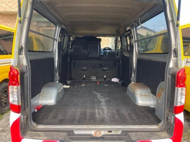 NISSAN NV350 CARAVAN 1.2T 2014 Image 31