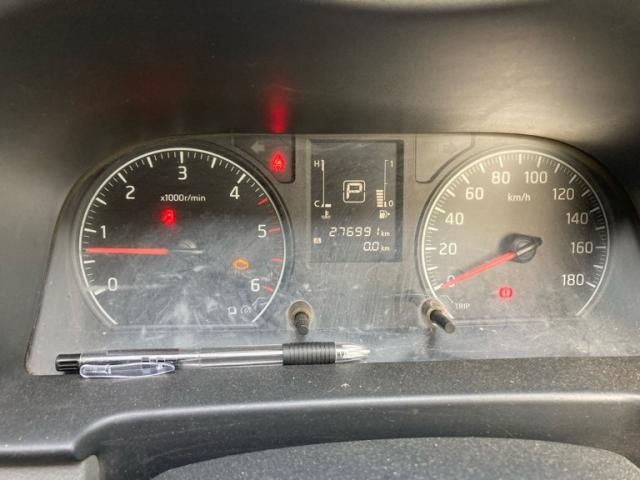 NISSAN NV350 CARAVAN 1.2T 2014 Image 31