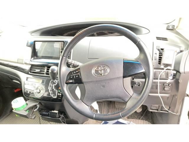 TOYOTA ESTIMA 2013 Image 31