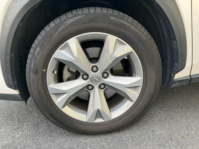 TOYOTA LEXUS NX300H 2015 Image 31