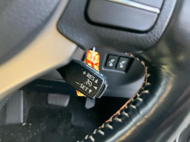 TOYOTA LEXUS NX300H 2015 Image 31