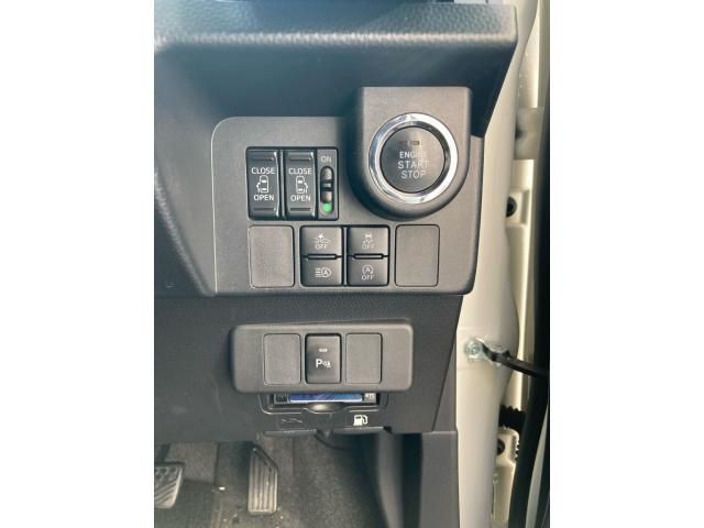 TOYOTA TANK 2019 Image 31