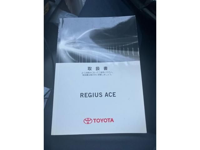 TOYOTA REGIUSACE VAN 2WD 2011 Image 31