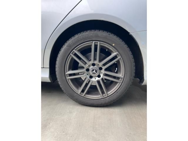 MERCEDES BENZ C CLAS 2018 Image 31