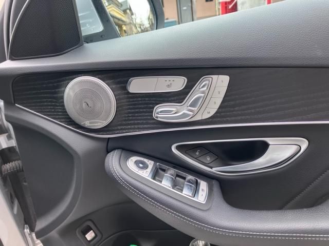 MERCEDES BENZ C CLAS 2018 Image 31
