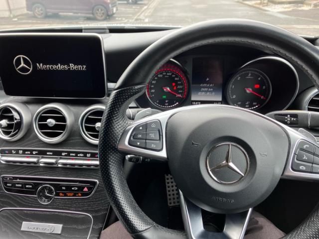 MERCEDES BENZ C CLAS 2018 Image 31