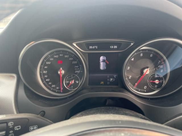 MERCEDES BENZ GLA CL 2020 Image 31