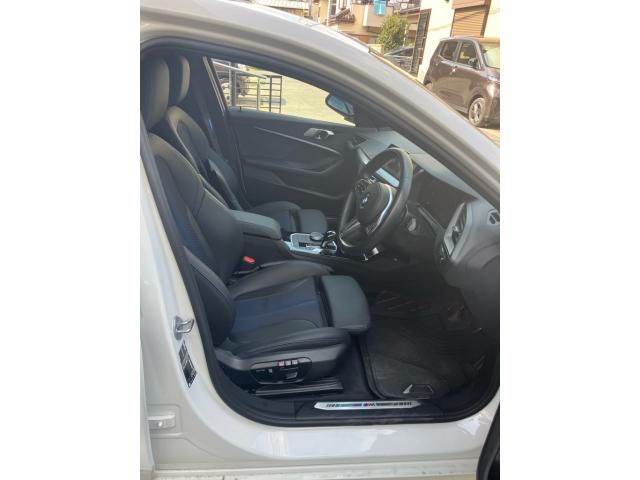 BMW 1SERIES 2022 Image 31