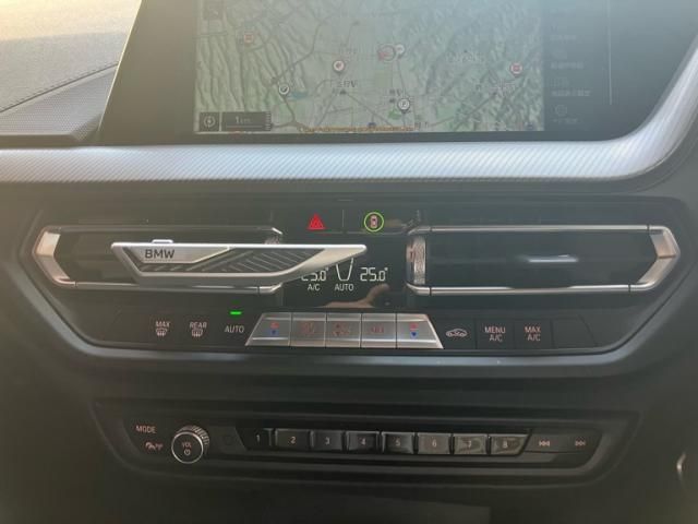 BMW 1SERIES 2022 Image 31