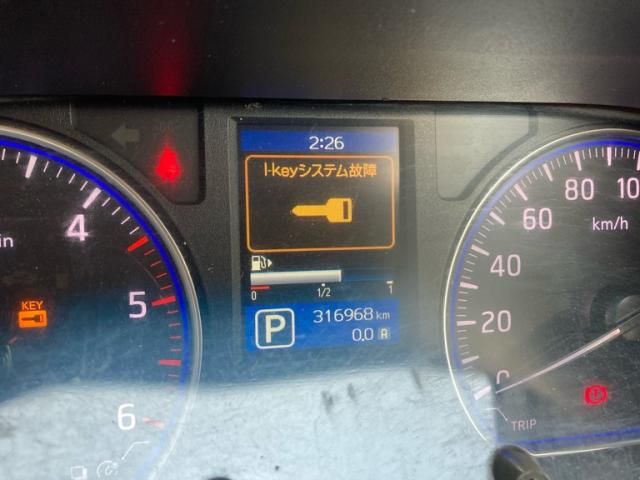 NISSAN NV350 CARAVAN 2016 Image 31