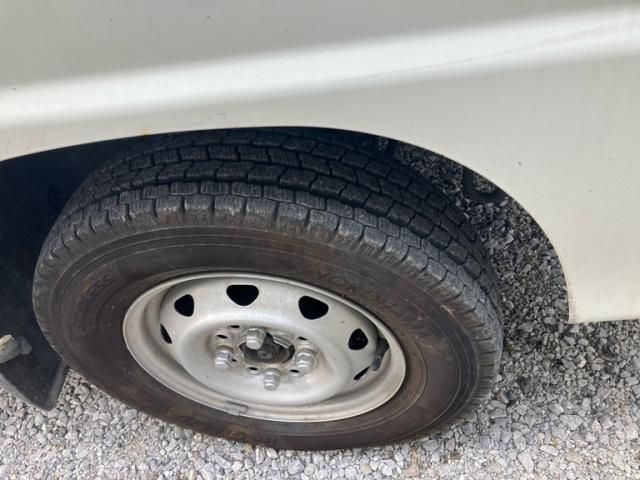 SUBARU SAMBAR TRUCK 4WD 2000 Image 31