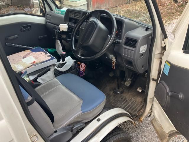 SUBARU SAMBAR TRUCK 4WD 2000 Image 31