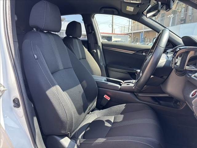 HONDA CIVIC HATCHBACK 2019 Image 31