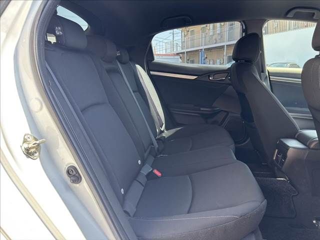 HONDA CIVIC HATCHBACK 2019 Image 31