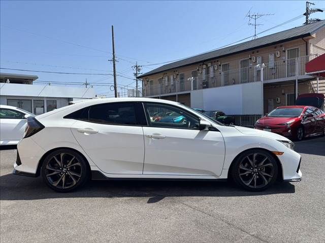 HONDA CIVIC HATCHBACK 2019 Image 31