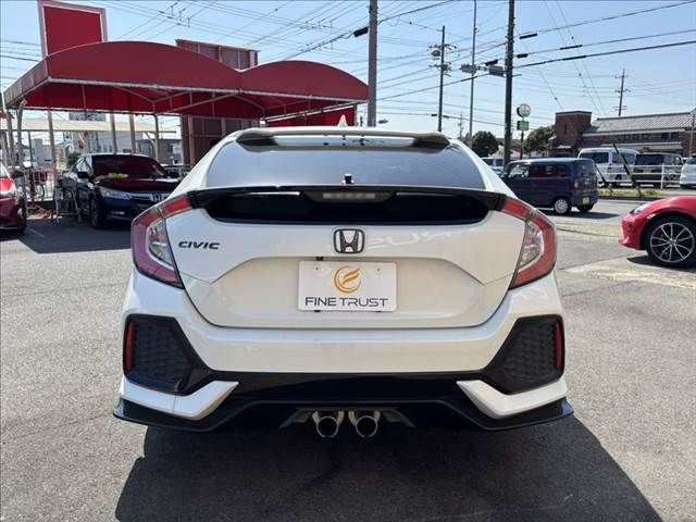 HONDA CIVIC HATCHBACK 2019 Image 31