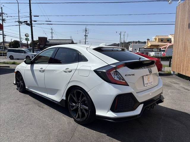 HONDA CIVIC HATCHBACK 2019 Image 31