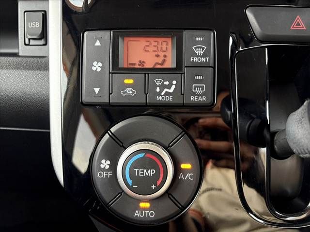 DAIHATSU TANTO CUSTOM 2014 Image 31