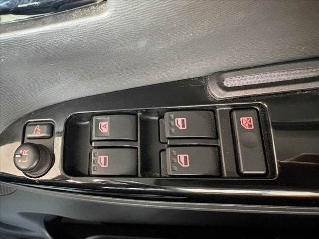 DAIHATSU TANTO CUSTOM 2014 Image 31