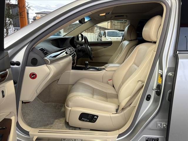 TOYOTA LEXUS LS600H 2013 Image 31