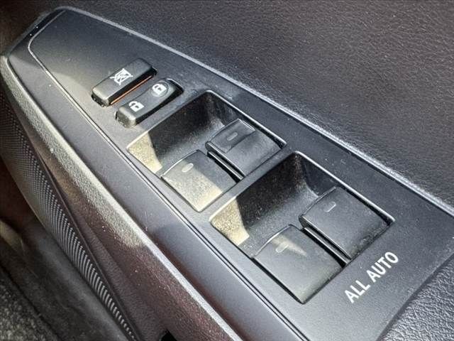 TOYOTA COROLLA AXIO 2015 Image 31