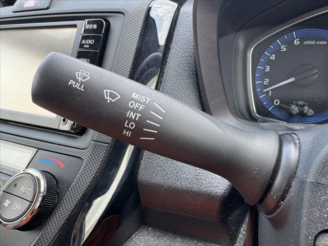 TOYOTA COROLLA AXIO 2015 Image 31