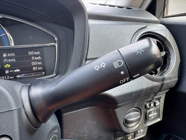 TOYOTA COROLLA AXIO 2015 Image 31