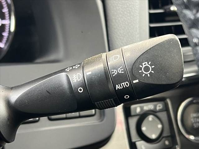 TOYOTA CROWN SEDAN 2015 Image 31