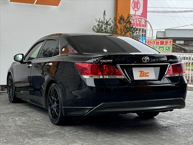 TOYOTA CROWN SEDAN 2015 Image 31