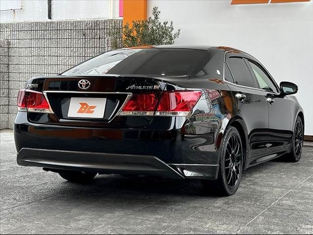 TOYOTA CROWN SEDAN 2015 Image 31