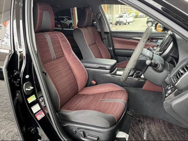 TOYOTA CROWN SEDAN 2015 Image 31