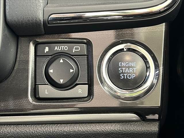 TOYOTA CROWN SEDAN 2015 Image 31